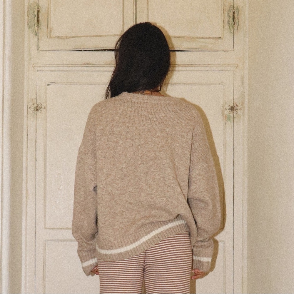 Alpine Lounge Sweater Oatmeal “NWT” - Picture 2 of 3